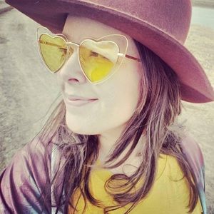 Meet your Posher, Chelsey